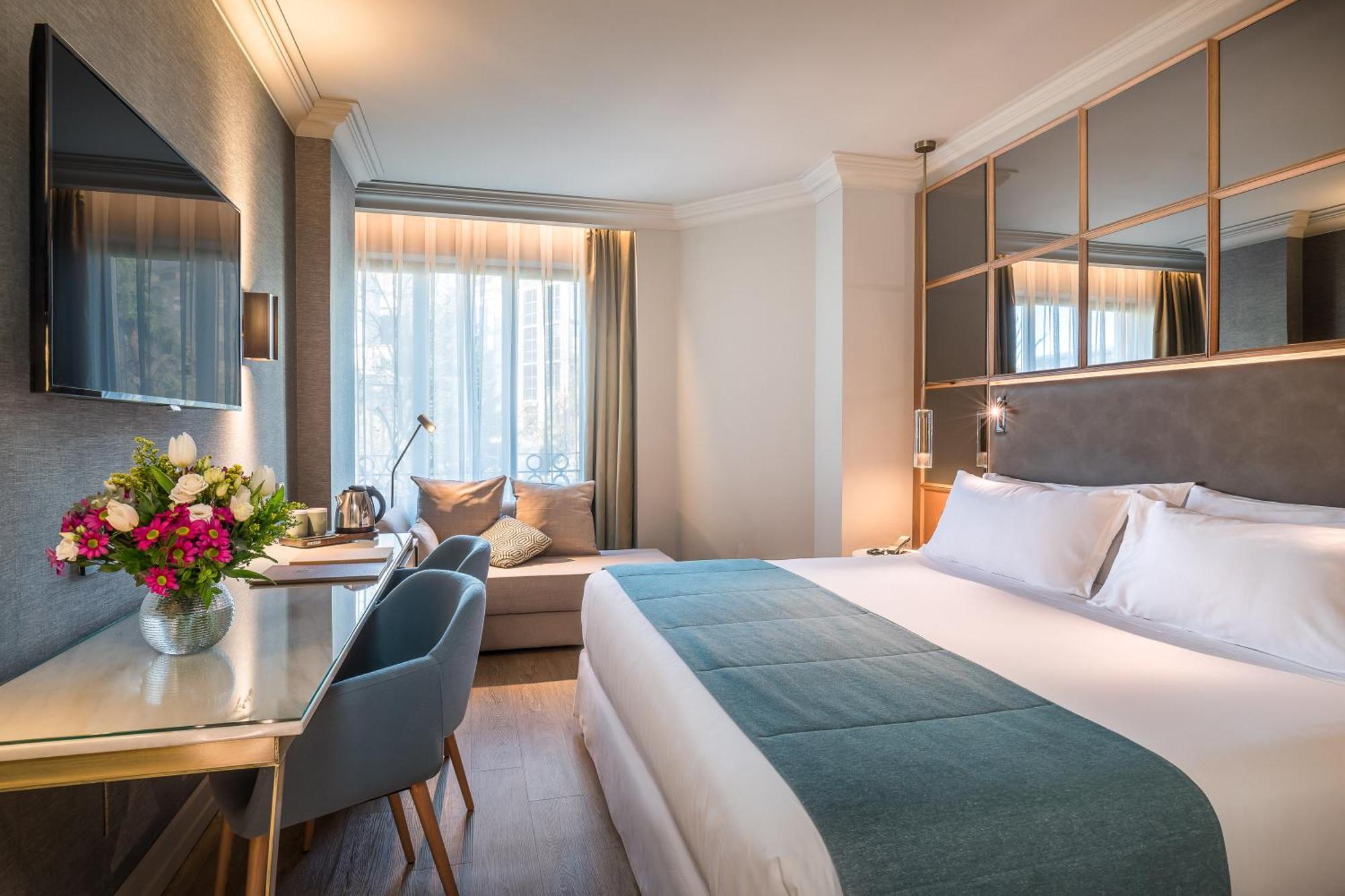 Barcelo Emperatriz Hotel 5*